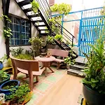 Vania House Comfortable Studio Near The Airport