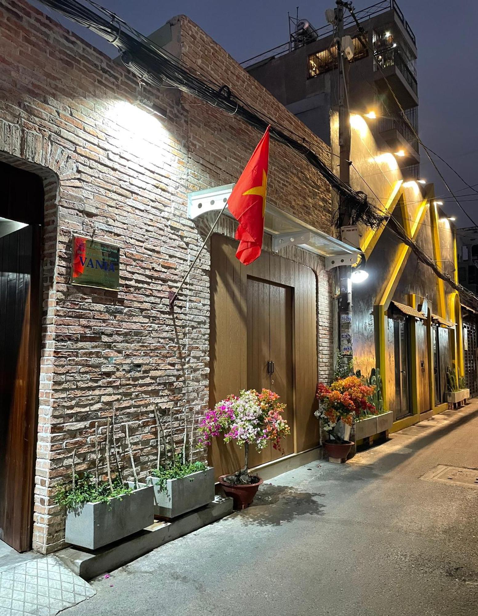 Ở trọ Vania House Comfortable Near The Airport